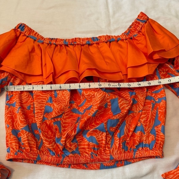NEW Alden Adair Small Kelly Top ~ Orange Tigers Off Shoulder Ruffle Cropped - Picture 4 of 7